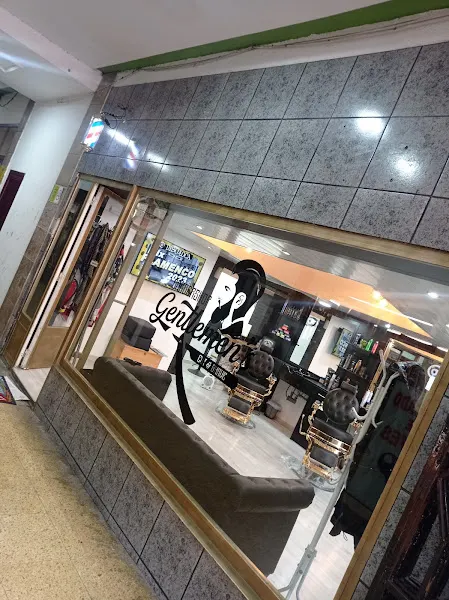Gentlemen's - Barbería en Monforte de Lemos - foto 2