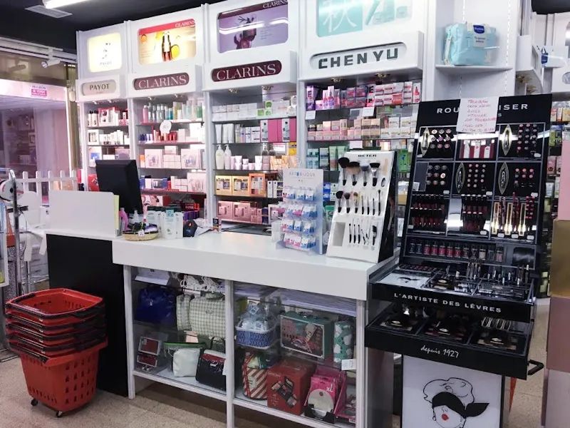 Mari Cruz perfumeria - Daimiel