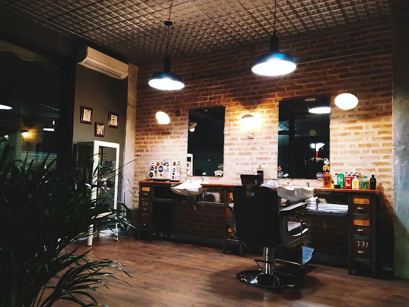 Barberia La Buena Vibra - Barbería en Navalmoral de la Mata - foto 2