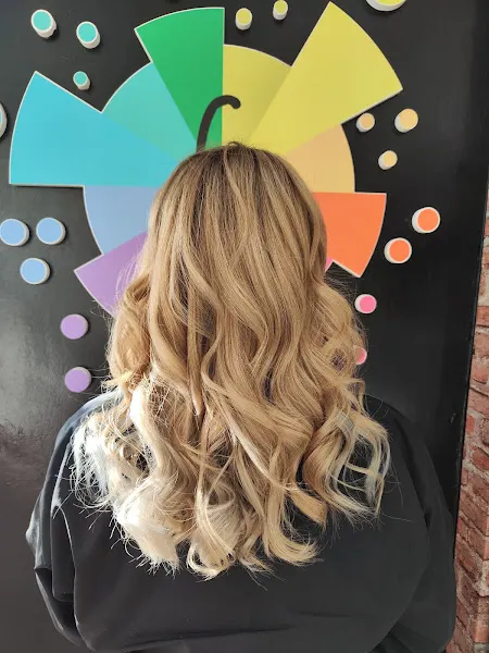 Chromatic peluquería - Peluquería en Barbastro - foto 2