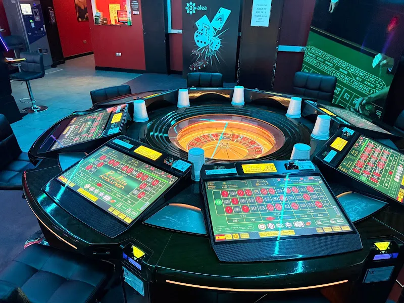Salón de juegos ALEA BARBASTRO - Casino en Barbastro - foto 2