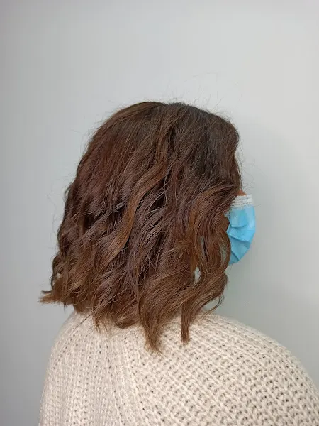 km Peluquería - Peluquería en Tui - foto 2