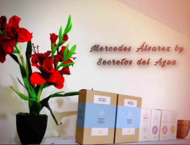 Mercedes Álvarez by Secretos del Agua - Peluquería en Toledo - foto 2