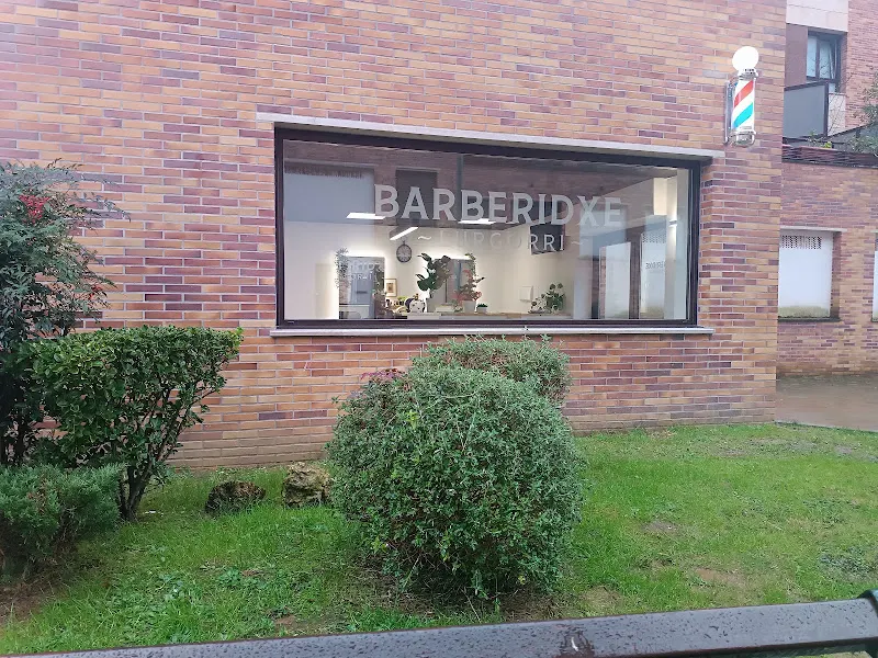 Barberidxe Lurgorri - Peluquería en Gernika-Lumo - foto 2