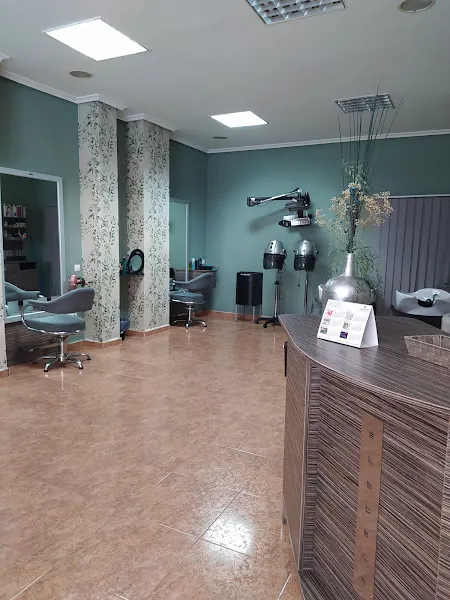 Peluquería María del Pilar Castillo - Peluquería en Ejea de los Caballeros - foto 2