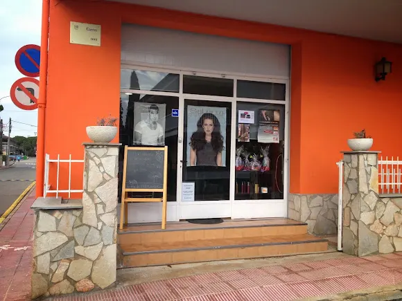 La Pelu de l'Eli y Estètica Eva - Peluquería en Girona