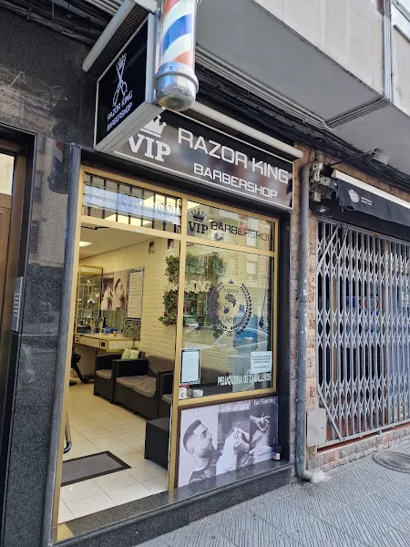 Peluquería barberia Razorking - Lena