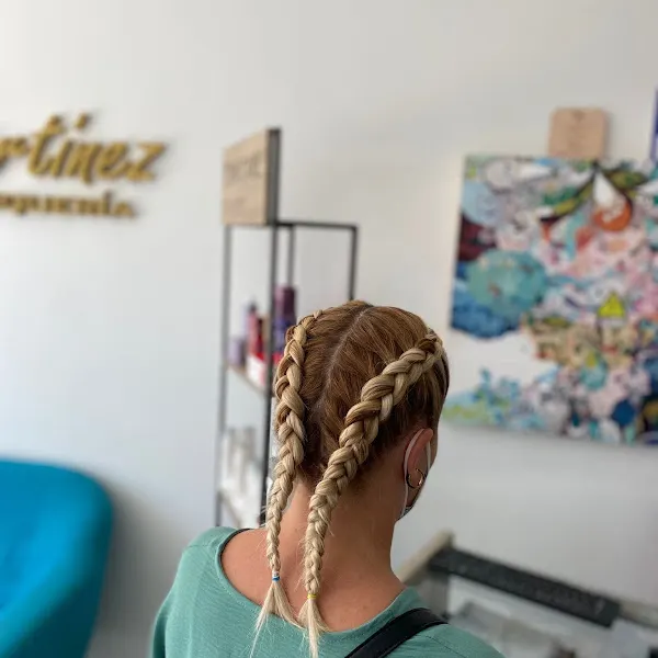Leticia Martínez Peluquería - Peluquería en Aguadulce - foto 2
