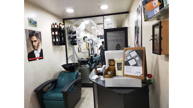 Peluquería Barbería Ares - Lena