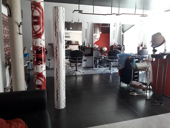 Ones,perruqueria I Estètica
