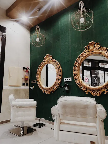 Peluquería Victoria Eugenia Hairstyle - Alcaudete