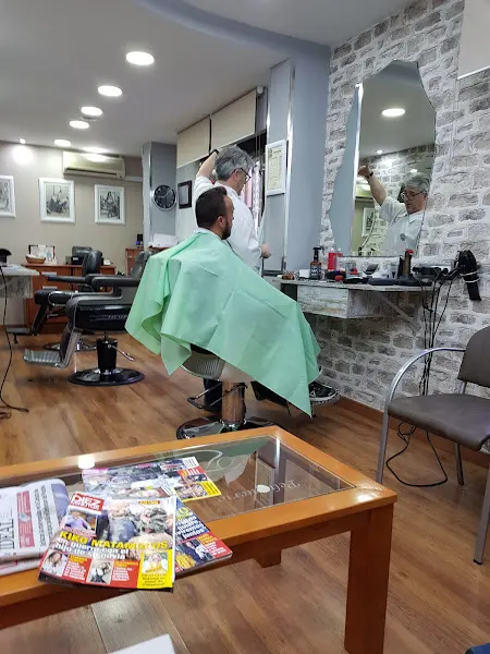 Peluquería Hermanos Tapiador - Jaén