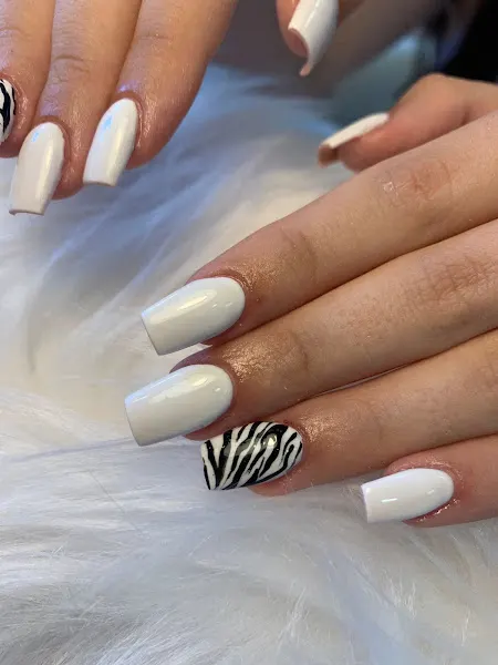 Frida Nails Punta Umbría