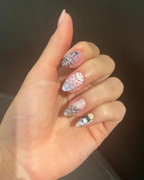 AKIRE NAILS