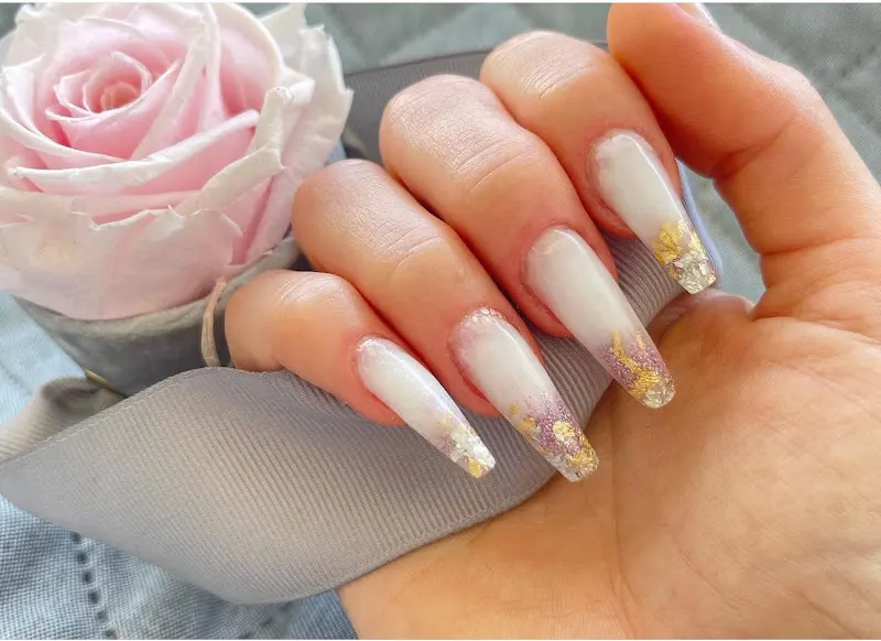 AKIRE NAILS - Salón de manicura y pedicura en Punta Umbría - foto 2