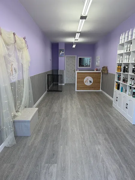 Entre Pelitos | Peluquería canina y boutique - Peluquero de mascotas en Viveiro - foto 2