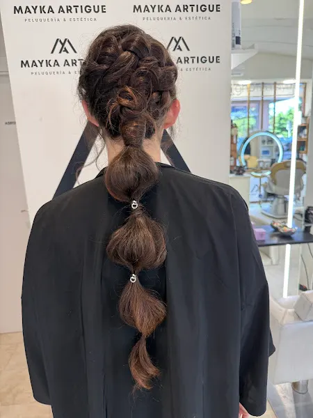 Mayka Artigue Peluquería y Estética - León