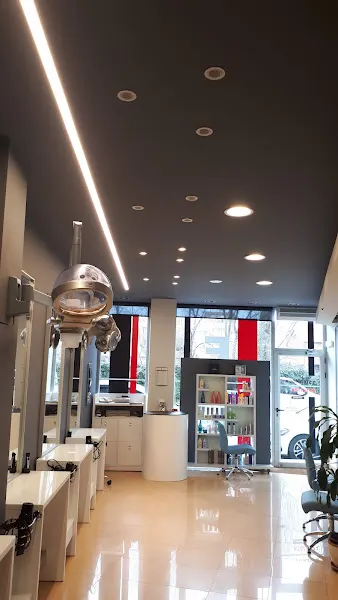 Ester Roca Estilista