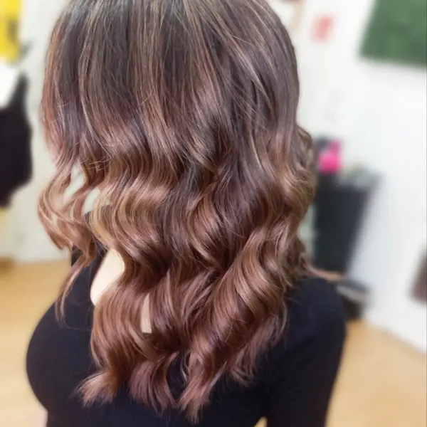 Anna Gudiña - Atelier de peluquería