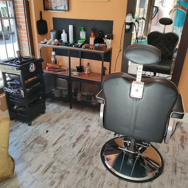 PELUQUERÍA BARBERIA BARBERSHOP A - Algete