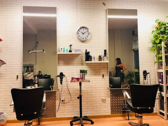 Peluquería Moly  ‍ ️