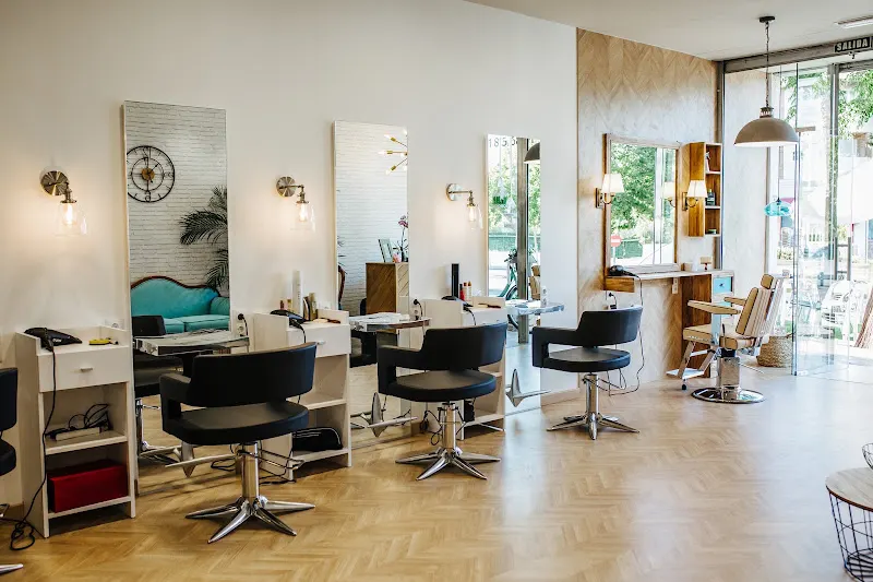 Lovely Hair - Salón de peluquería orgánico