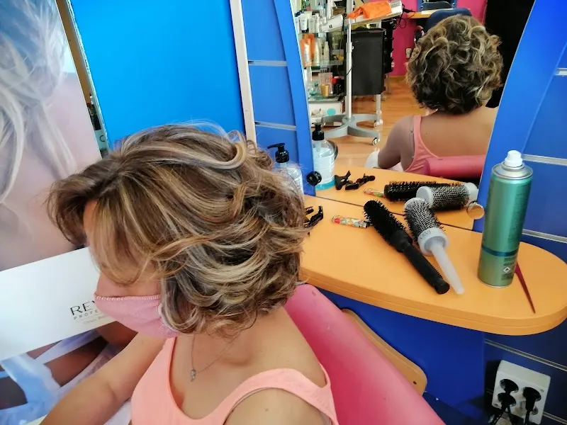 Peluquería Doble A Estilistas - Coslada