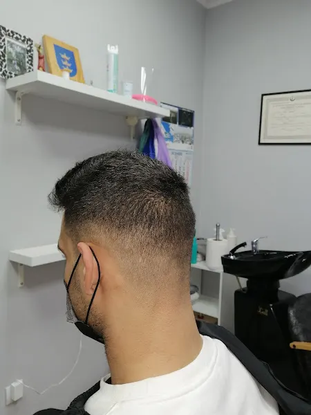 Peluquería de Caballeros Robert