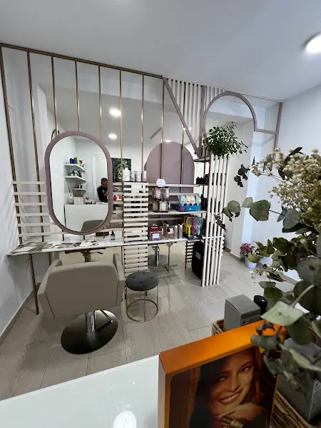 Centro de Belleza Virginia Cid - Higuera la Real