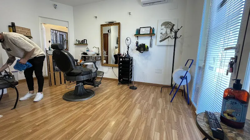 Peluquería El Sillón del Rey - Montijo