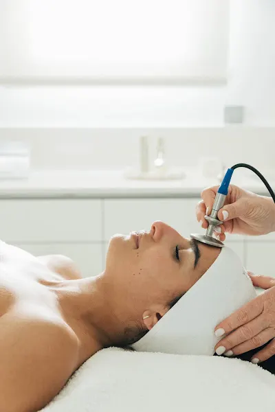 ALLURE BEAUTY CENTRE - Centro de estética en Alfas del Pi (l) - foto 3