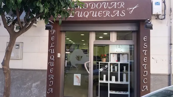 Almodóvar Peluqueras