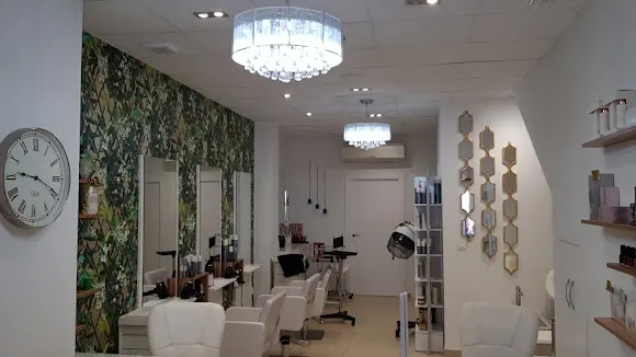 Peluquería S.i, by Elena. Centro de belleza. - Torrevieja
