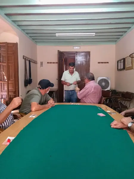Centro Obrero y Artesanos - Sala de baile en Miguelturra - foto 2