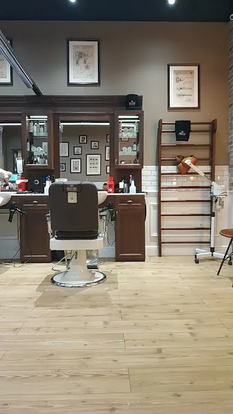 Carlos Conde - Barbería El Tormes Salamanca