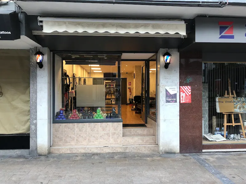 Abdel Barber Bergara - Barbería en Bergara - foto 2