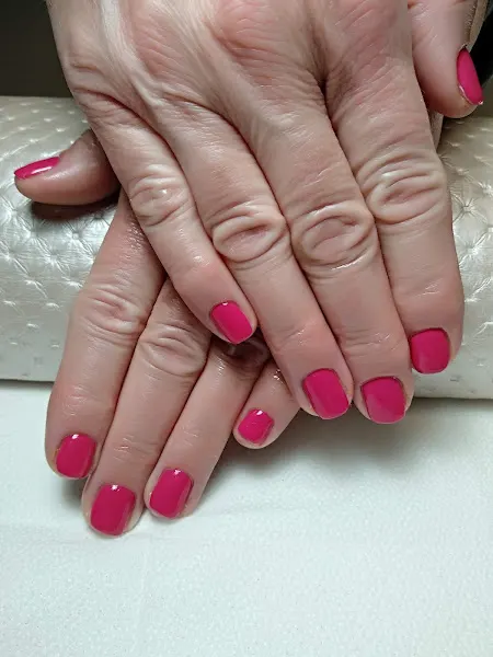NAIL BAR & BEAUTY by Paula Ramón