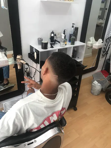 Barbería 76 - Peluquería en Beasain - foto 2
