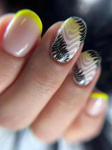 Kolore Beauty Studio - Estella