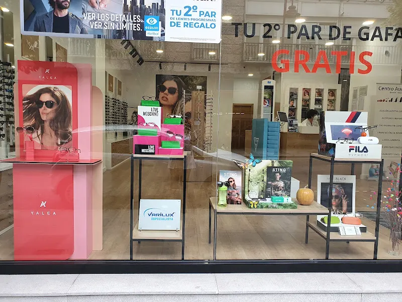 CENTRO OPTICO JALED - Tienda de material sanitario en O Barco de Valdeorras - foto 2