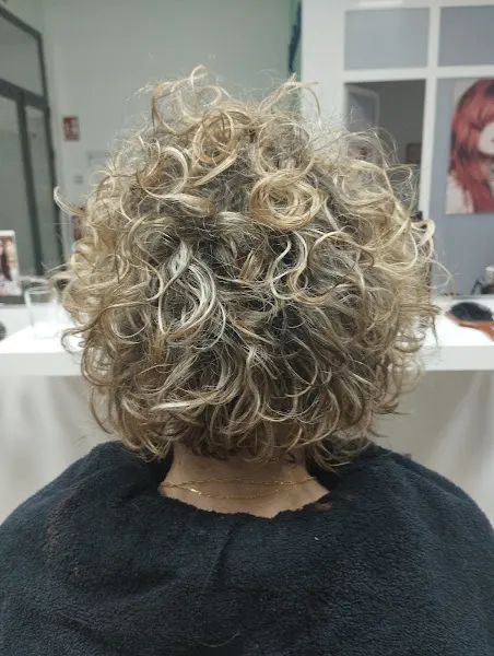 Manuela Cejudo Rubio peluquería dermotricología