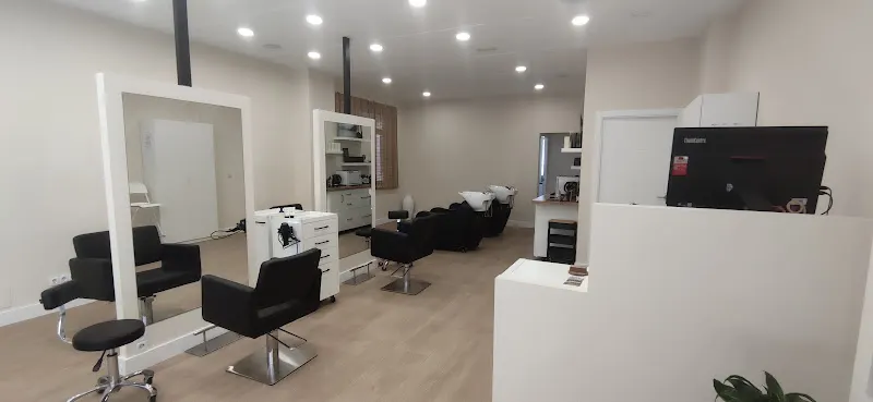 Color's Peluquería Saludable - Peluquería en Betanzos - Betanzos