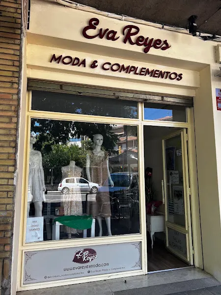 Eva Reyes Moda & Complementos - Tienda de ropa en Coria - foto 2