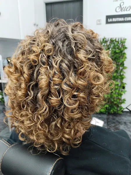 Peluquería Yoyi - Avilés