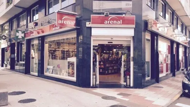 Arenal Pefumerías - Perfumería en Sarria - foto 2