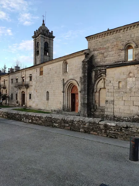 Clínica Bao - Osteopatía, Masajes y Cólico de lactante - Osteópata en Sarria - foto 2