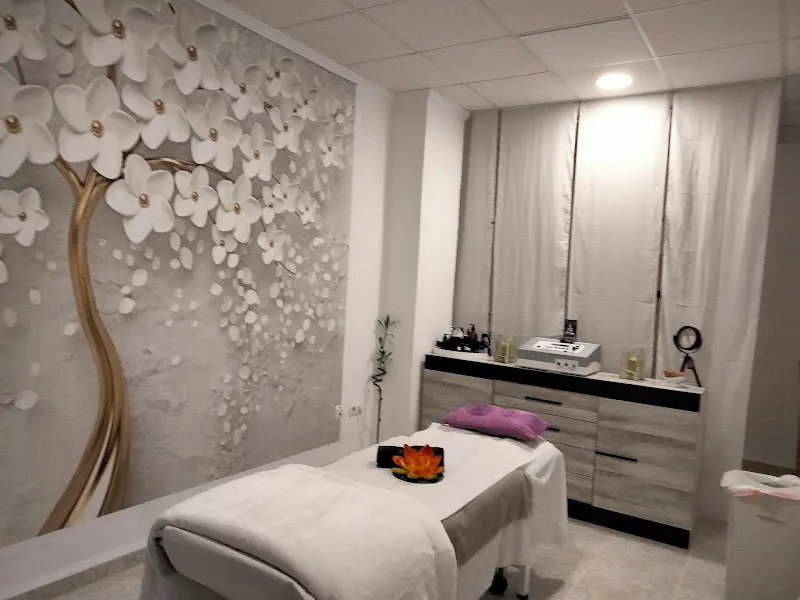 Ananda Centro de masajes y Terapias alternativas