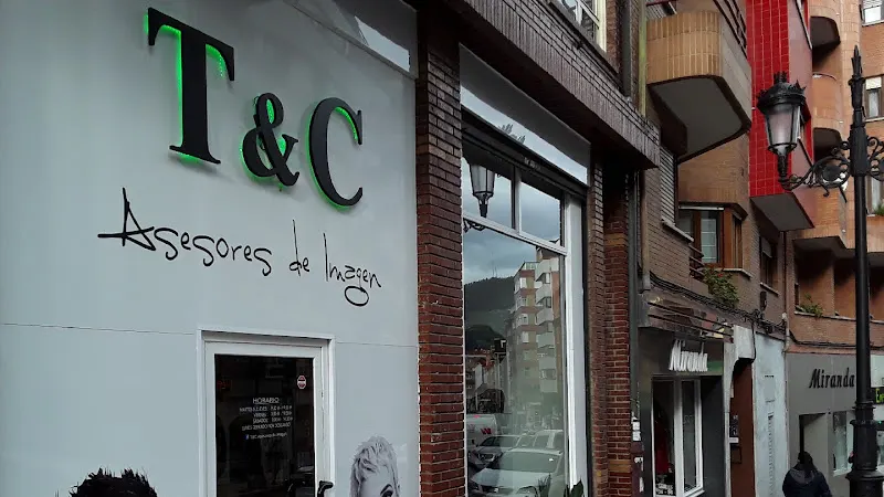 T&C ASESORES DE IMAGEN | Peluqueria en Oviedo - Estilistas - Recogidos novia - Tintes - Peinados