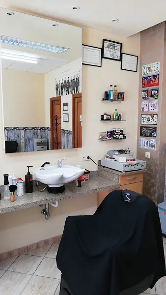 Sabino Peluquero - Peluquería en Castrillón - foto 2