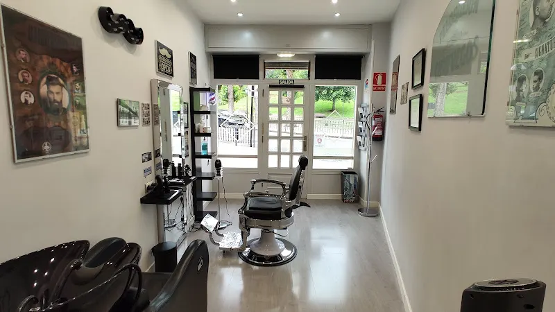 Peluquería de caballeros Cienfuegos